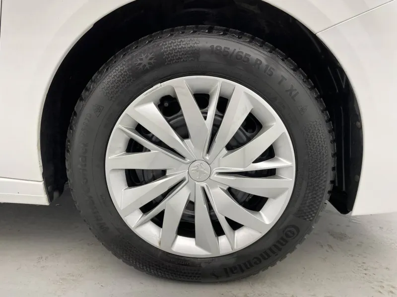 Image secondaire du véhicule 18