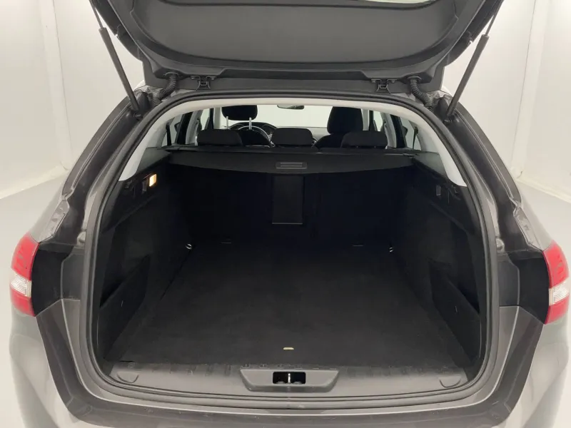 Image secondaire du véhicule 14