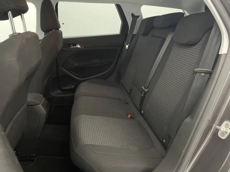 Image secondaire du véhicule 16