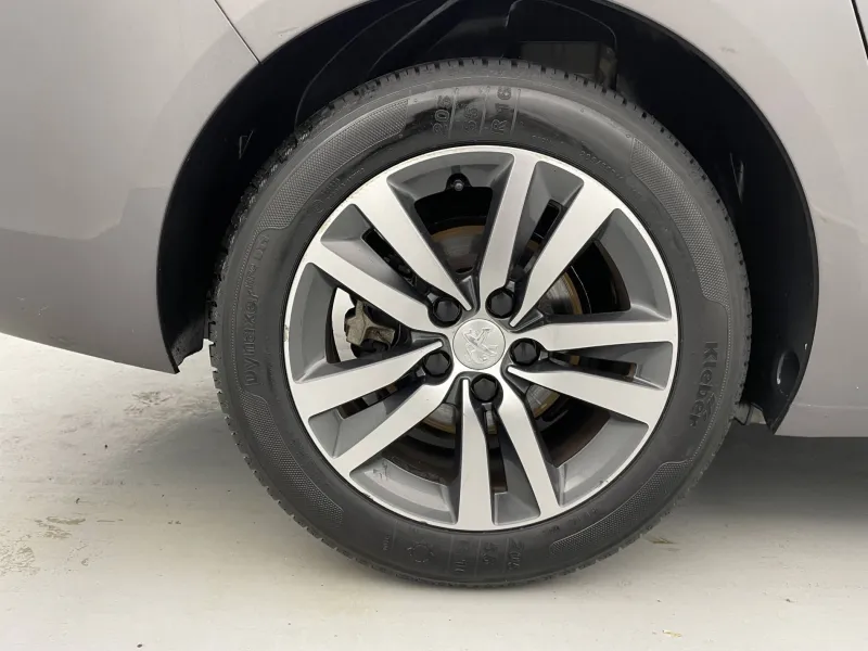 Image secondaire du véhicule 20