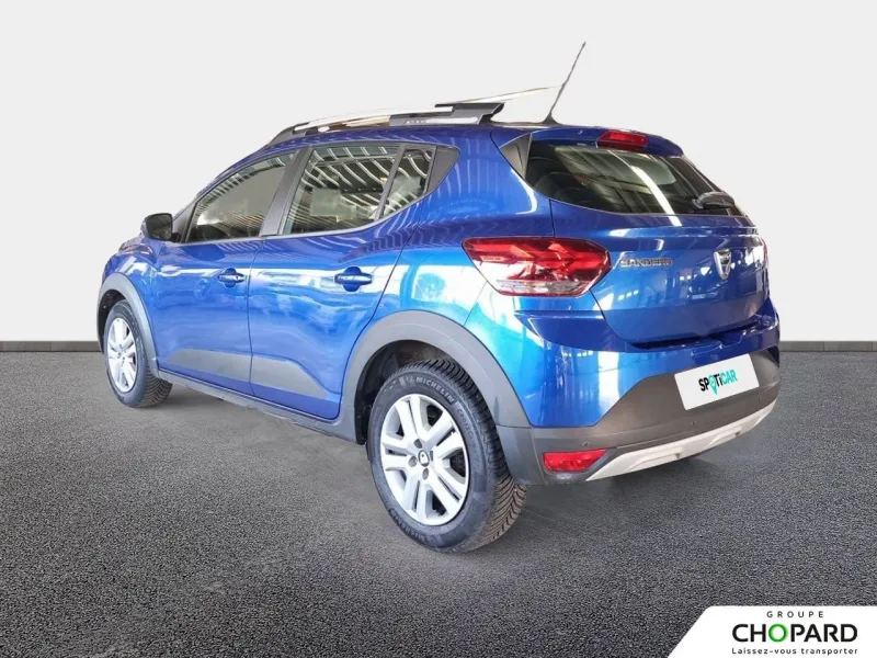 Image secondaire du véhicule 7