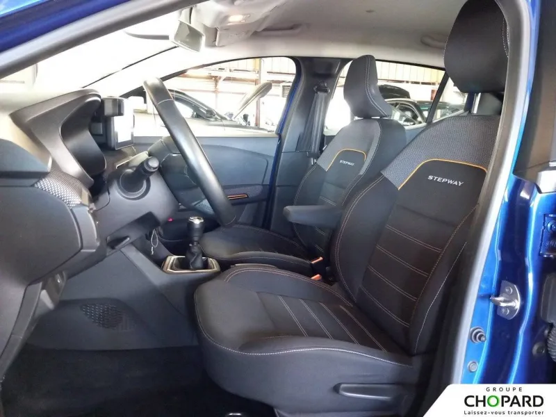 Image secondaire du véhicule 10