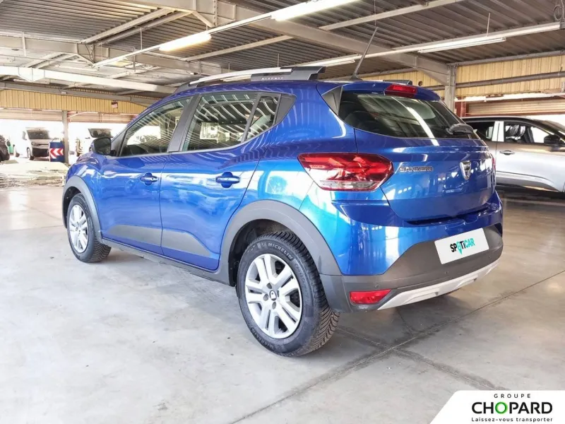 Image secondaire du véhicule 26