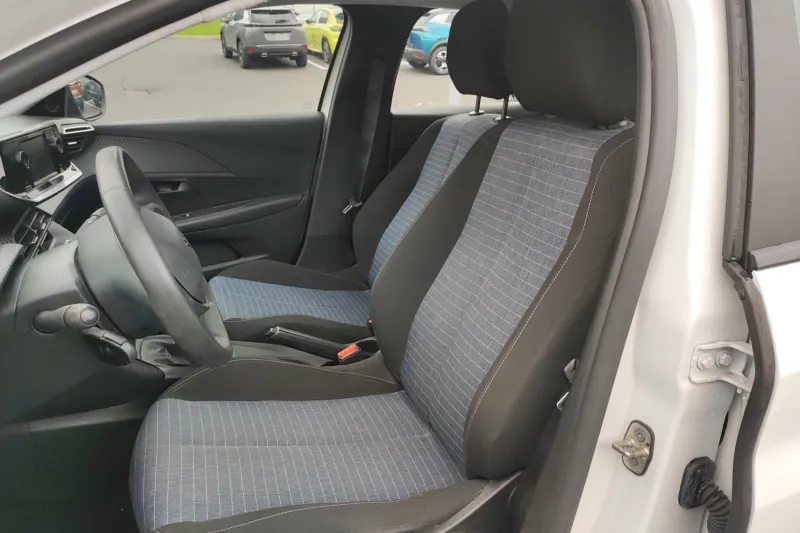 Image secondaire du véhicule 11