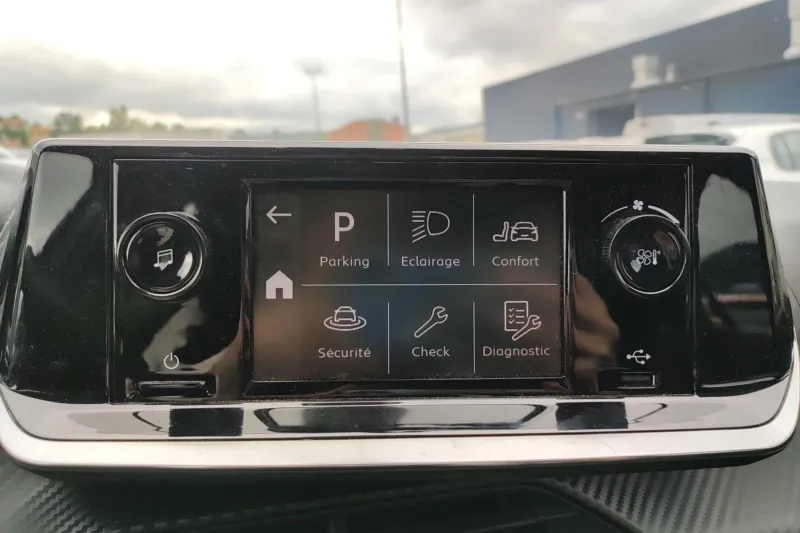 Image secondaire du véhicule 24