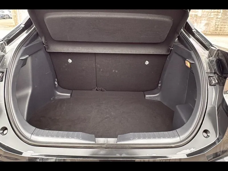 Image secondaire du véhicule 10