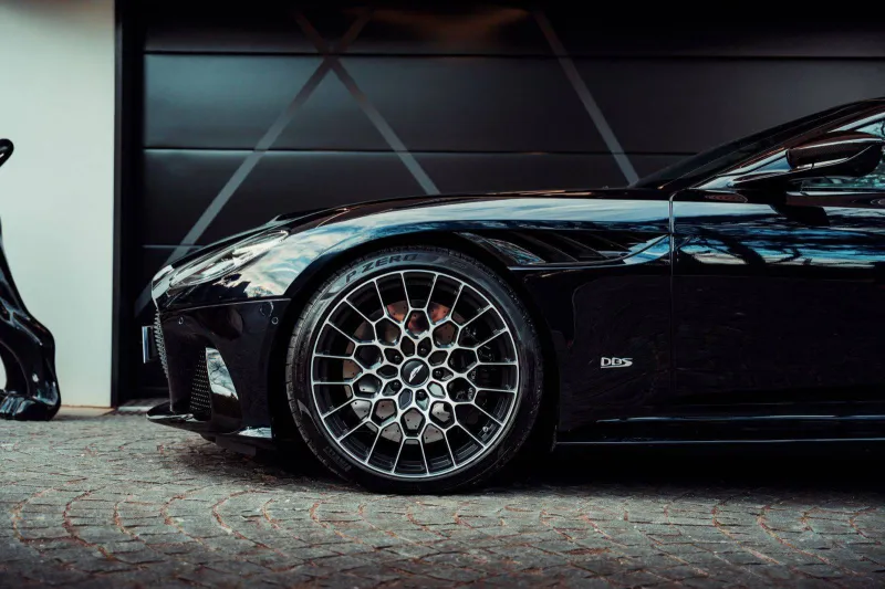 Image secondaire du véhicule 4