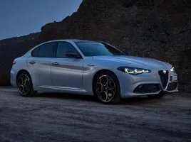 Alfa Romeo Giulia Restylée (2022) : La reine de la route