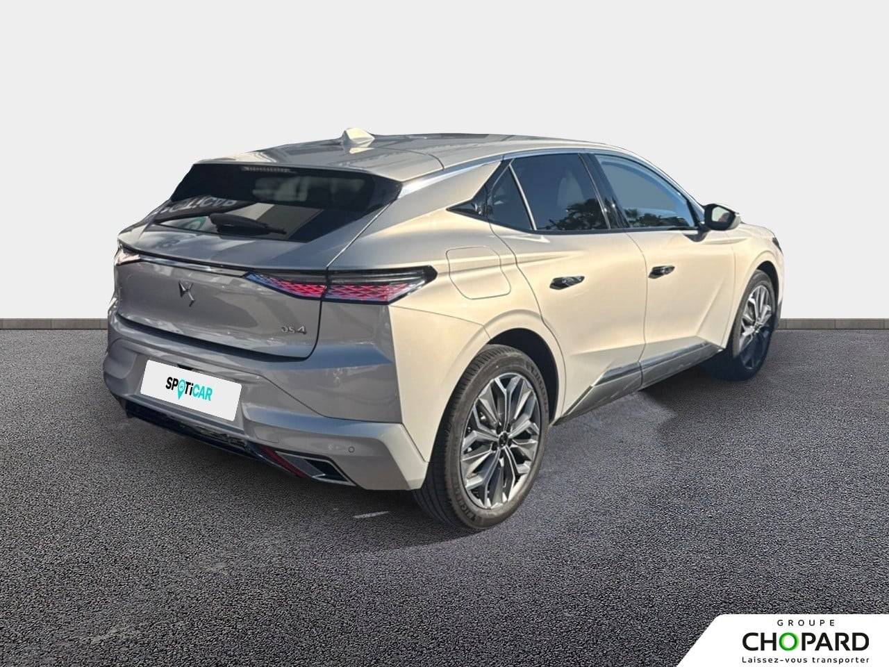 Image secondaire du véhicule 9