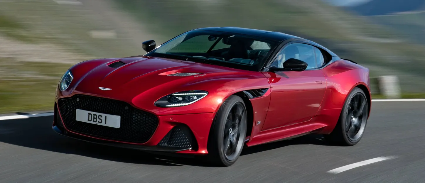 dbs_superleggera_hyper_red_7_1.jpg