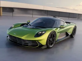 Aston Martin Valhalla (2025) : 999 exemplaires pour une supercar d'exception