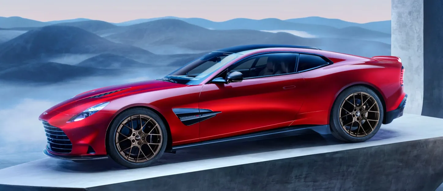 aston_martin_vanquish_2024_1.jpg