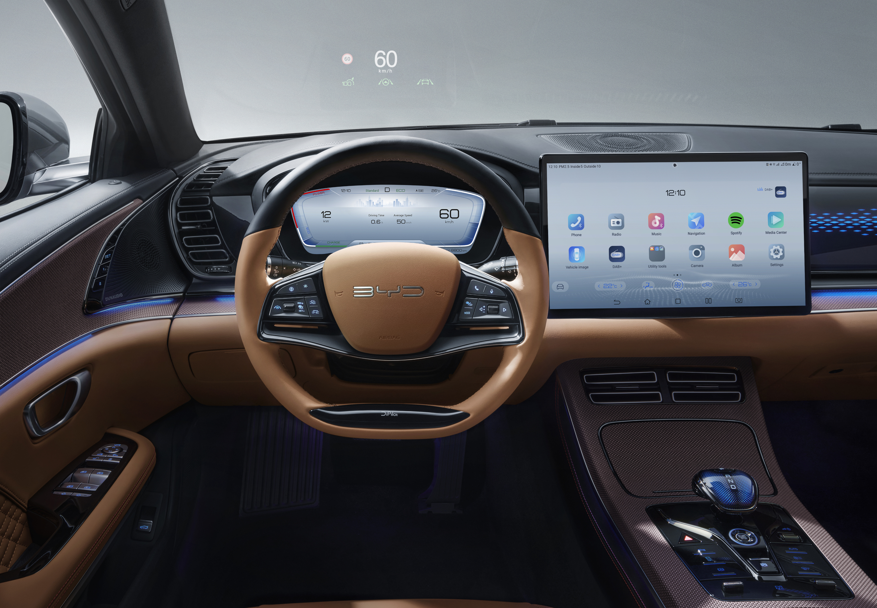 BYD Han 2022 : détail volant et écrans