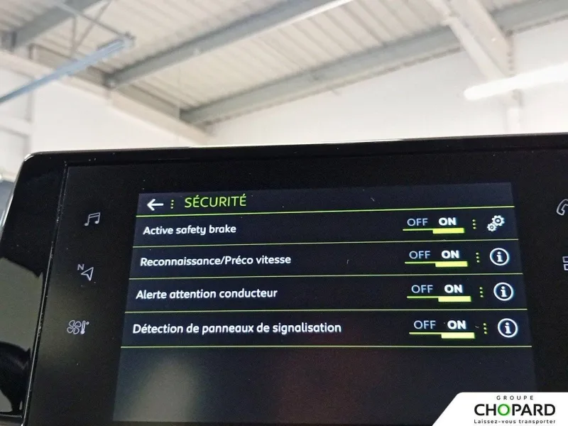 Image secondaire du véhicule 14