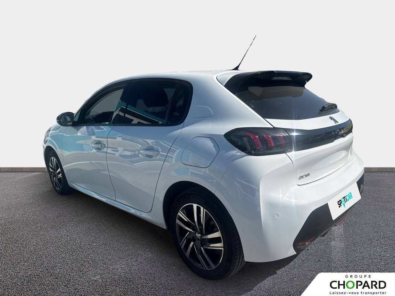 Image secondaire du véhicule 8