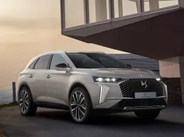 SUV DS 7 (2025) : l’audace de la différence