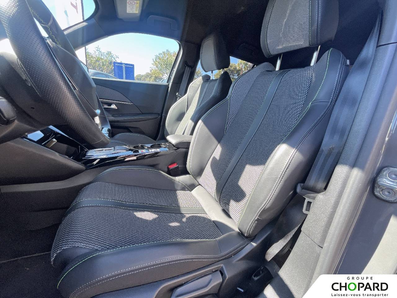 Image secondaire du véhicule 10