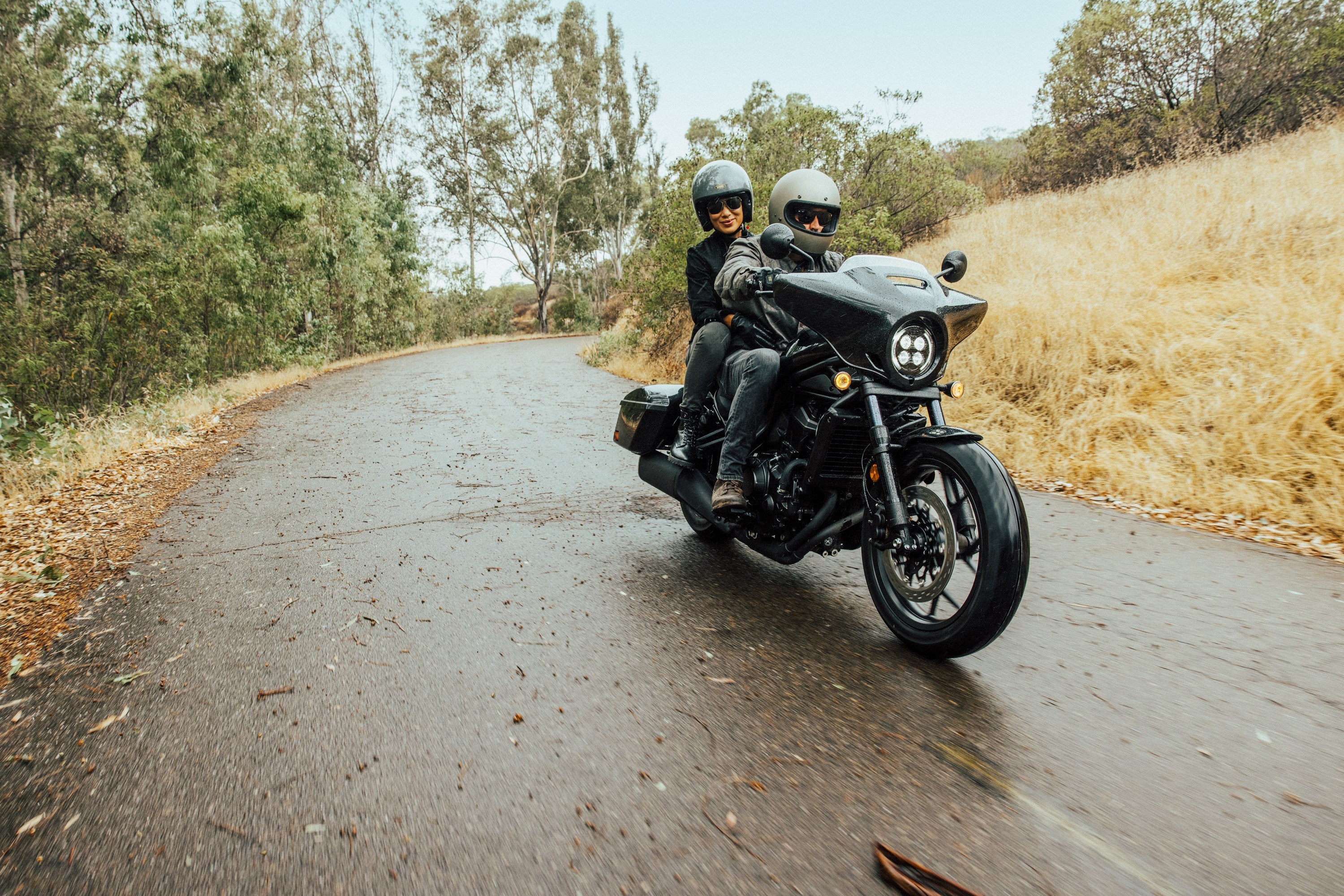 Honda Rebel CMX1100 2023 : trois quarts avant droit sur route