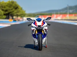 Honda Fireblade CBR1000RR-R 2024 : Née pour repousser les limites