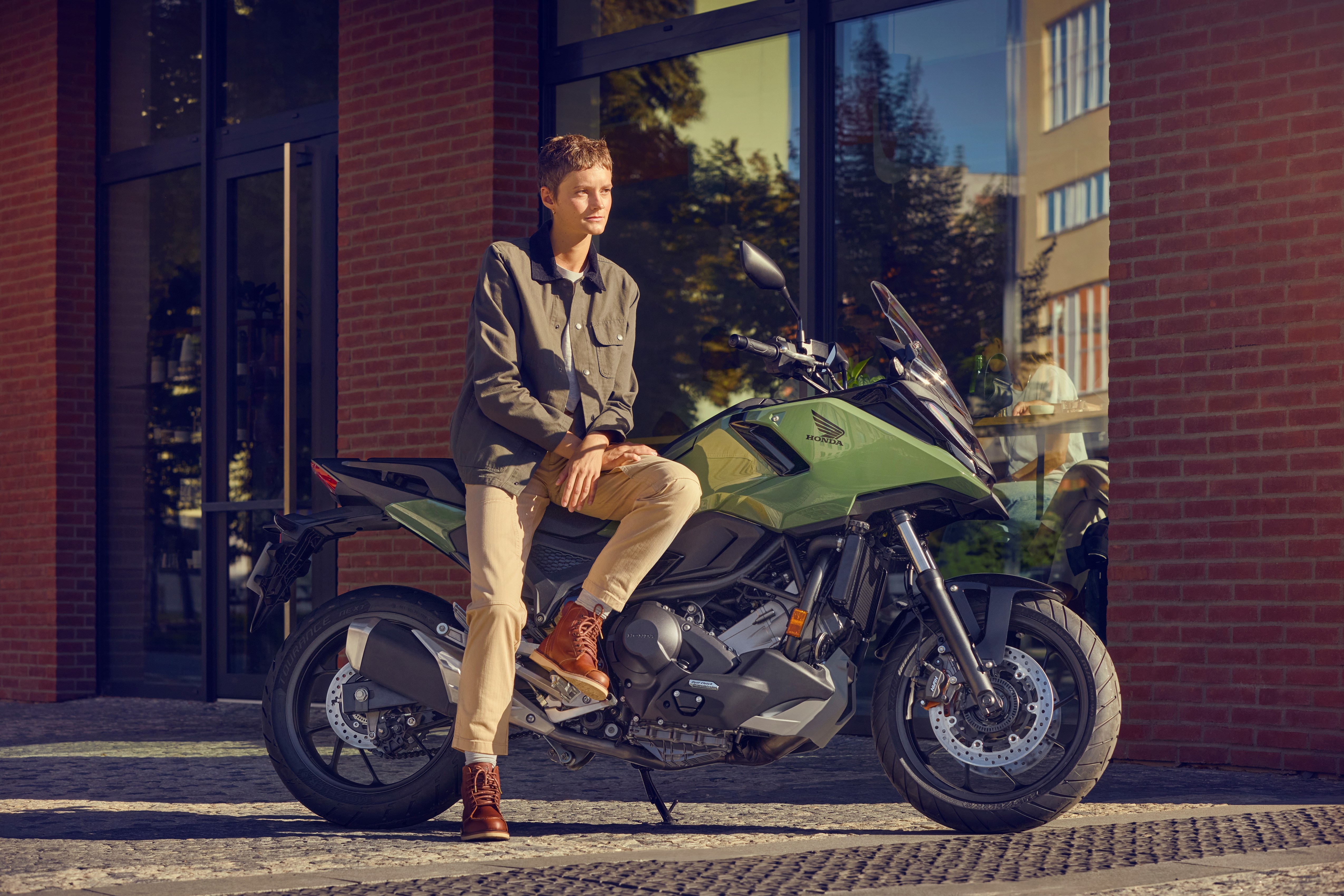 Honda NC750X 2025 : bequille latérale