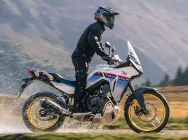 Honda XL750 Transalp (2025) : Le trail pour tous