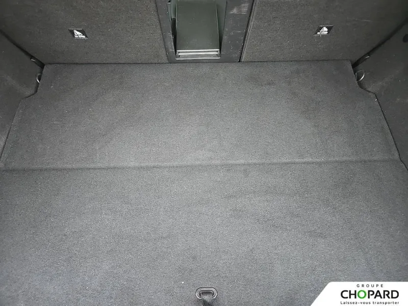 Image secondaire du véhicule 9