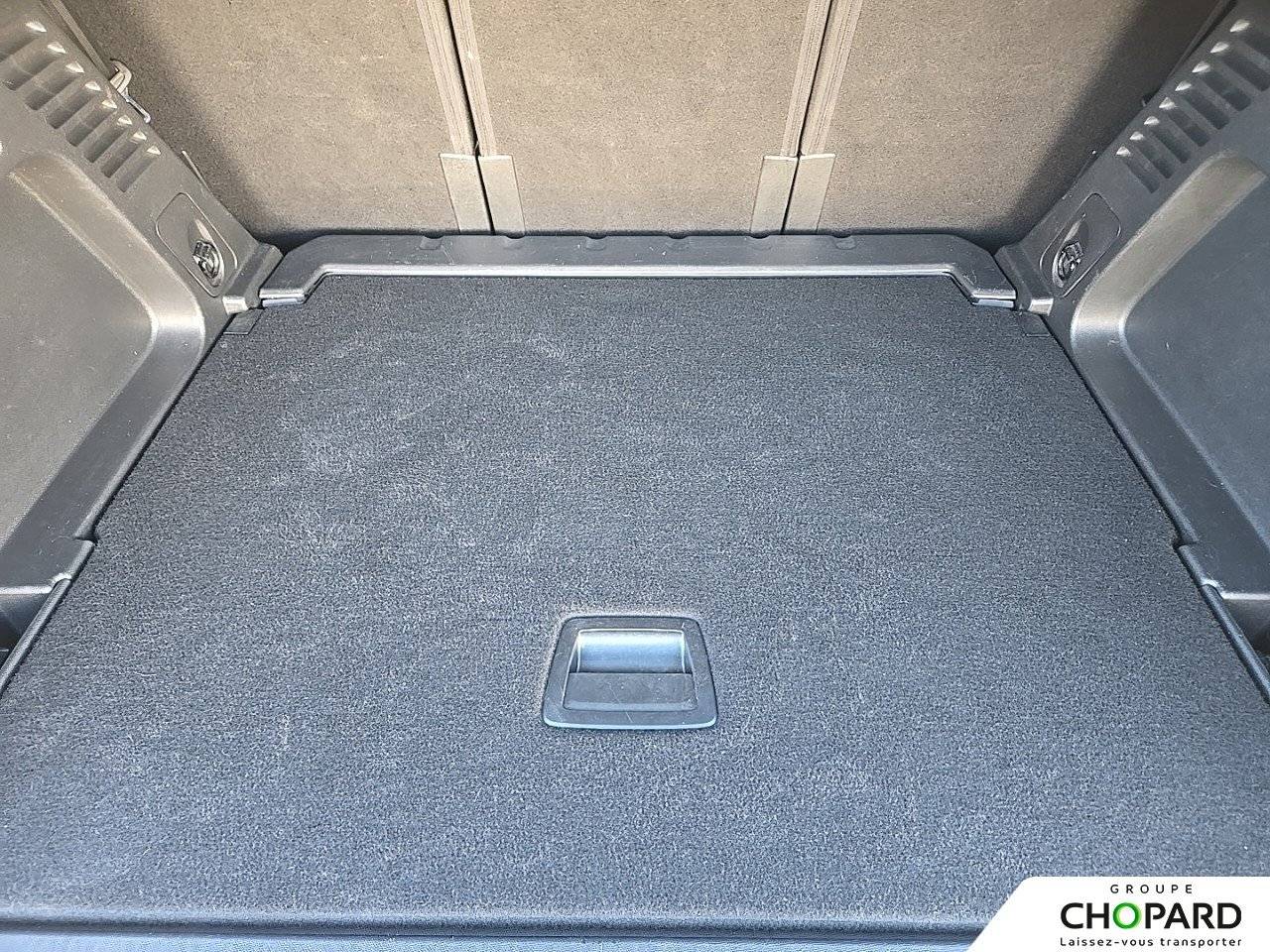 Image secondaire du véhicule 9