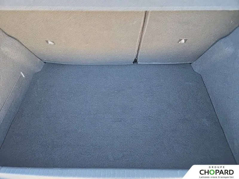 Image secondaire du véhicule 9