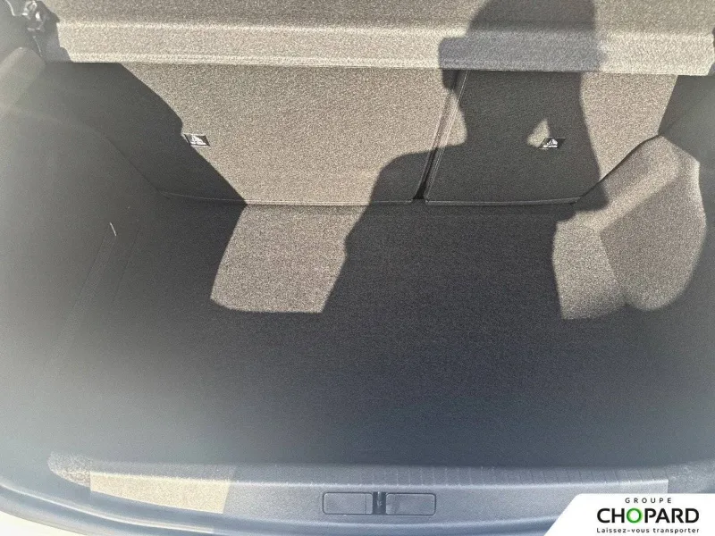 Image secondaire du véhicule 9