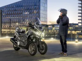 Kymco CV3 : Le scooter 3 roues le plus puissant