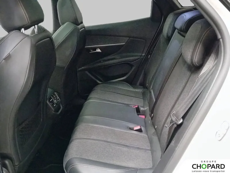 Image secondaire du véhicule 4