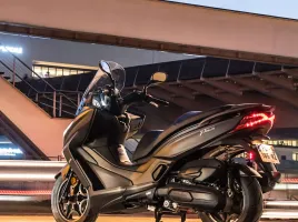 Kymco X.Town 125i & 300i : Le compagnon fiable des citadins