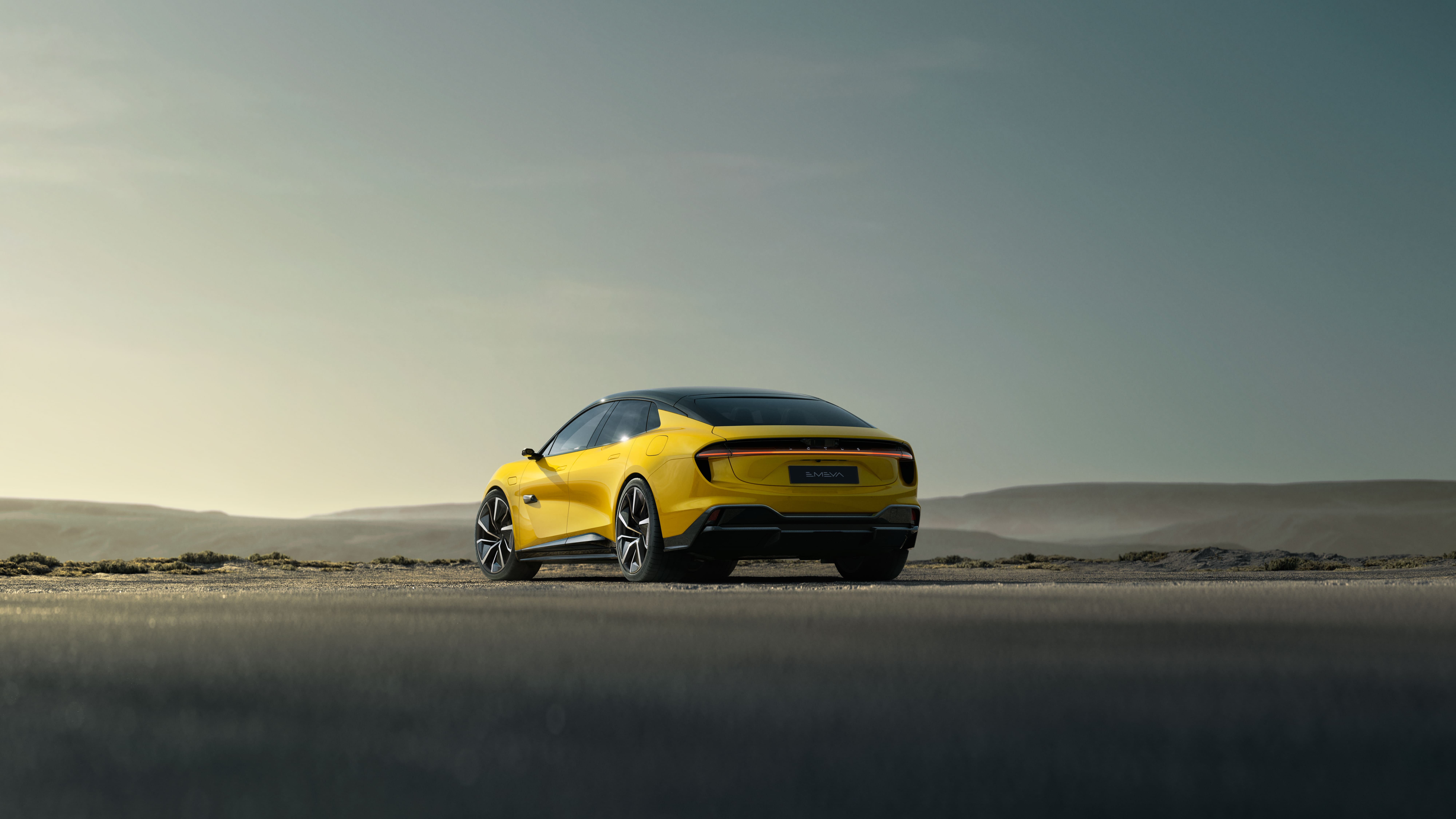 Lotus Emeya : arrière gauche