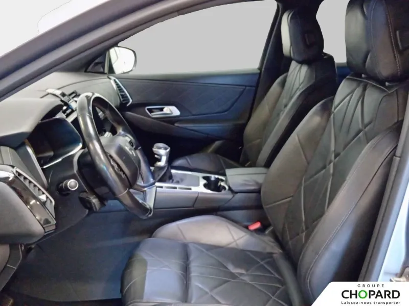 Image secondaire du véhicule 4