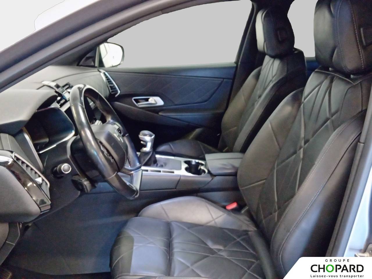 Image secondaire du véhicule 4