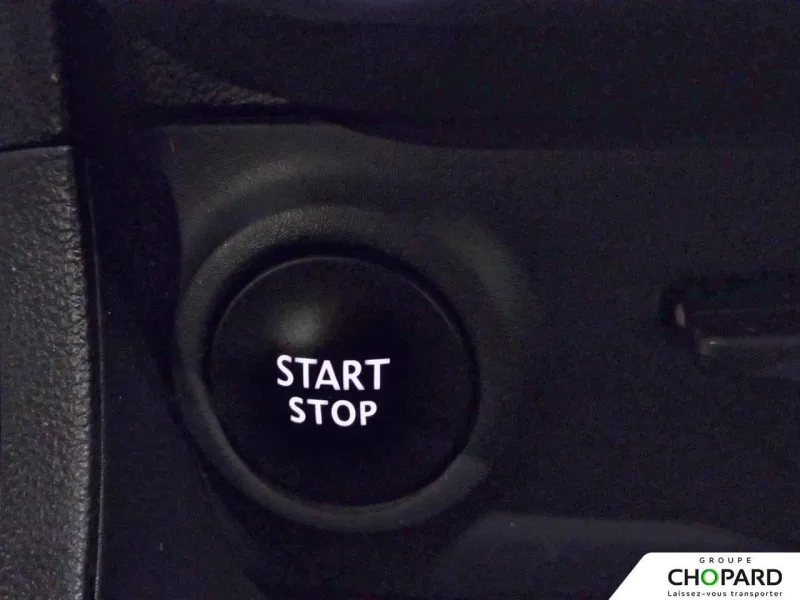 Image secondaire du véhicule 4