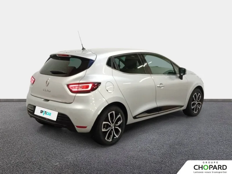 Image secondaire du véhicule 8