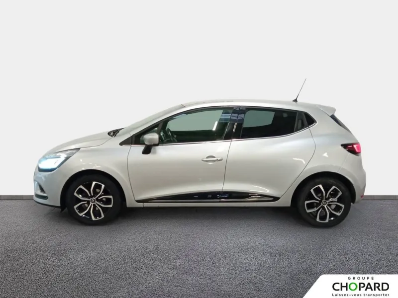 Image secondaire du véhicule 10