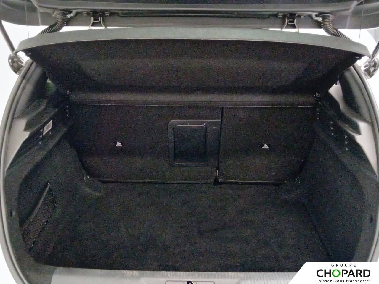 Image secondaire du véhicule 4