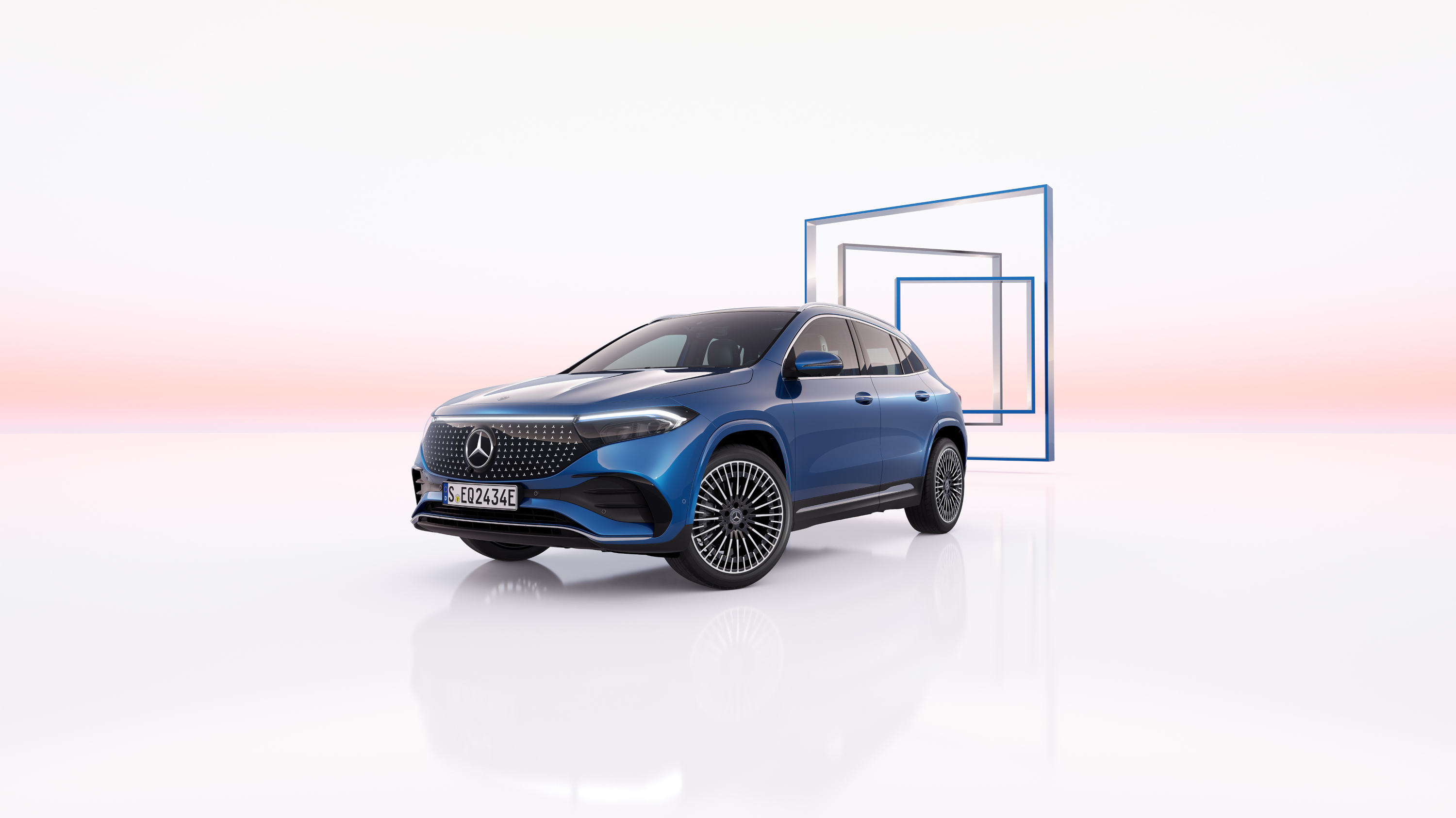 Mercedes EQA 2024 : trois quarts avant gauche statique