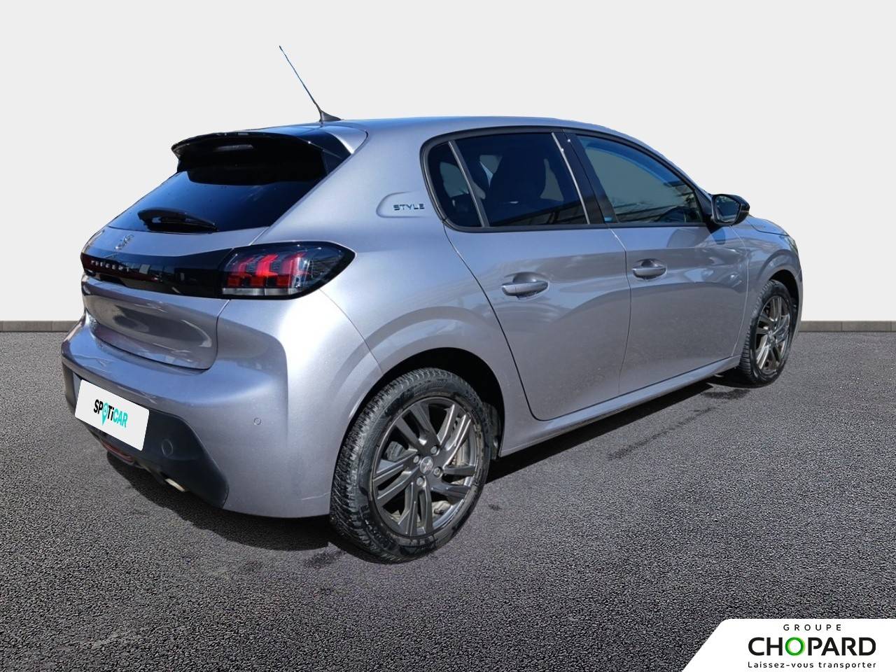 Image secondaire du véhicule 9