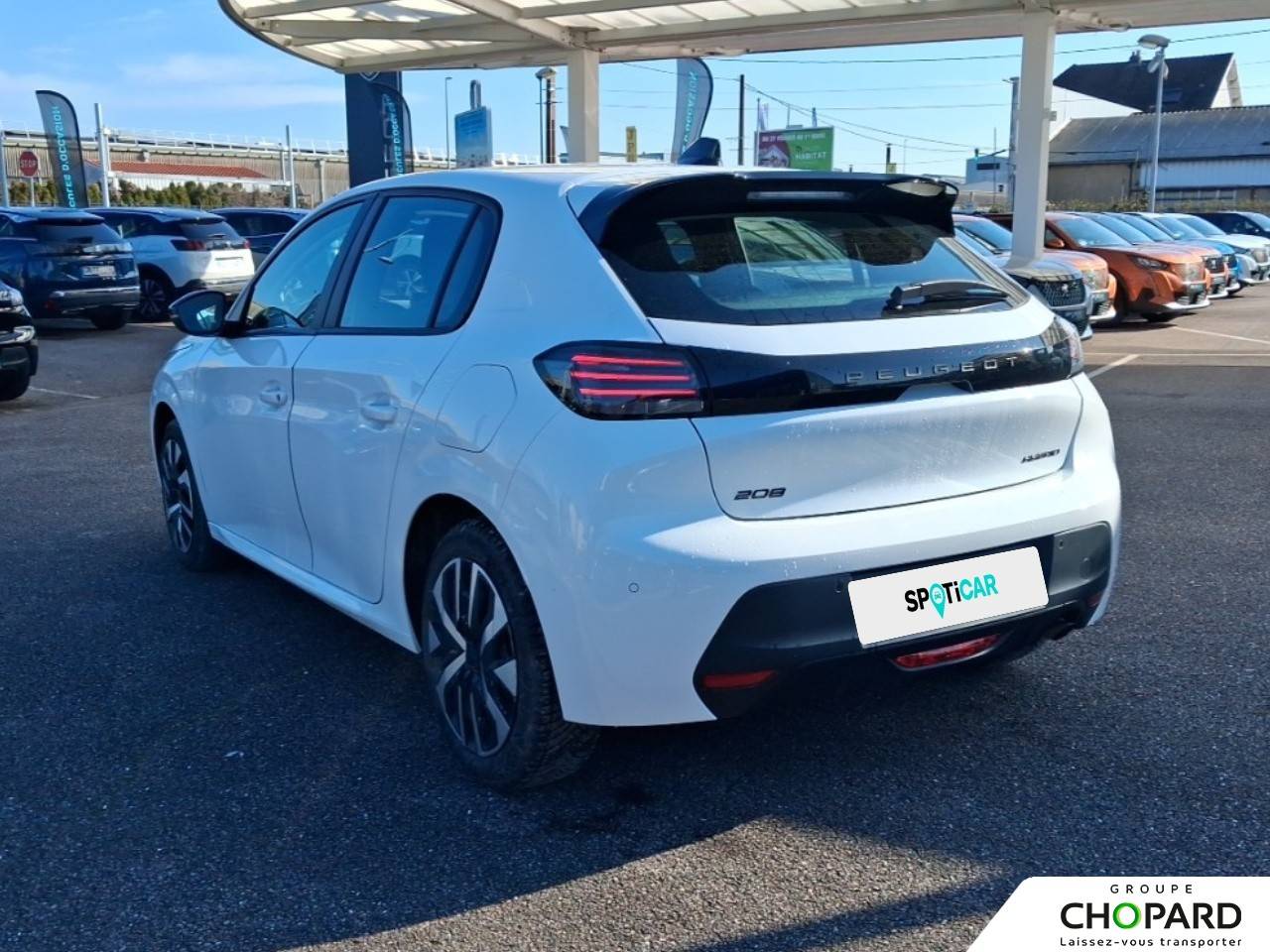 Image secondaire du véhicule 9