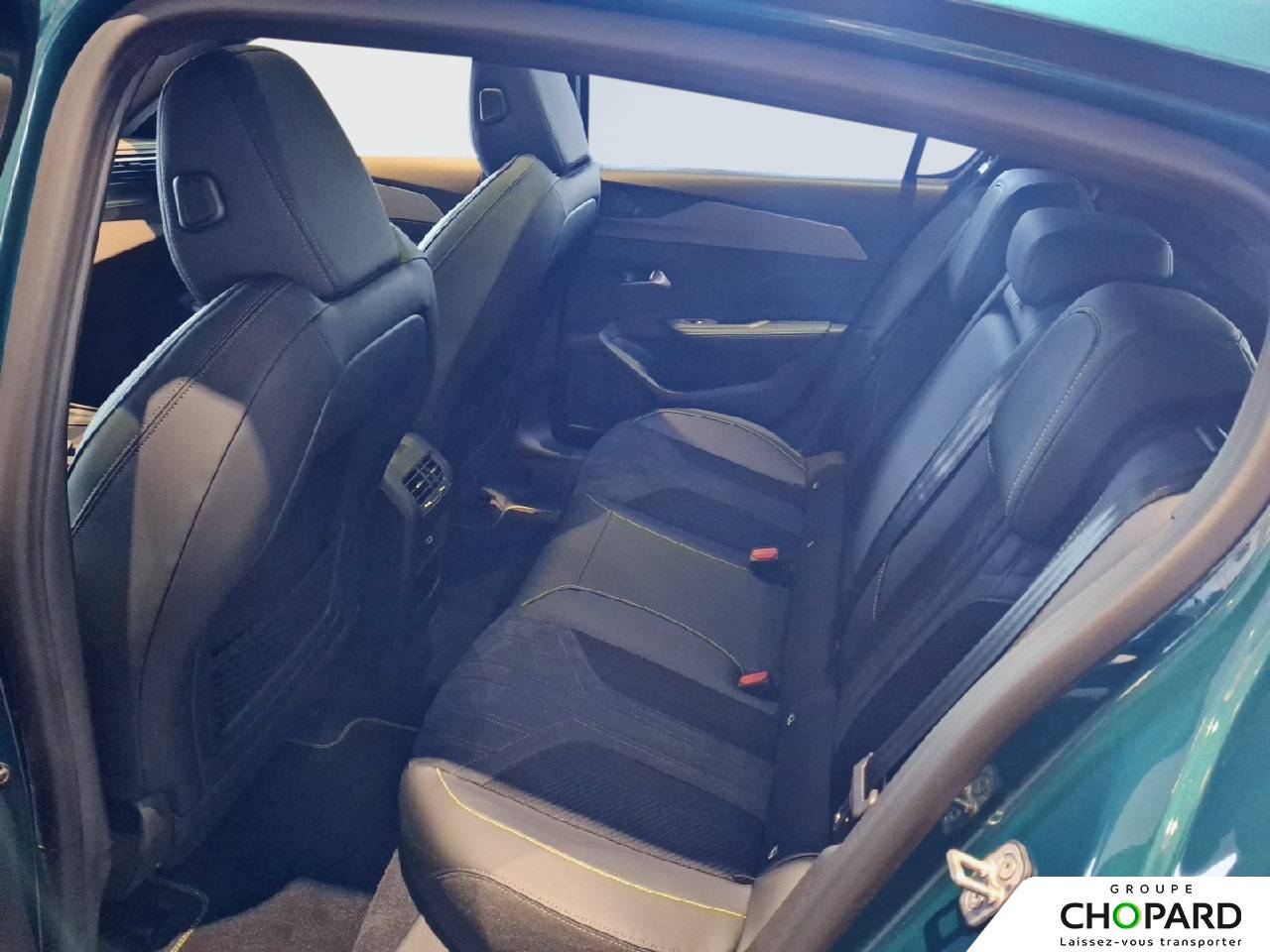 Image secondaire du véhicule 10