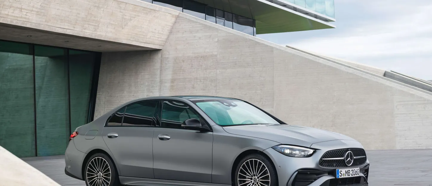mercedes_classe_c_berline_2021_profil.jpg