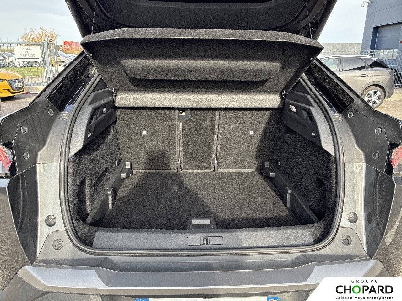 Image secondaire du véhicule 9