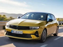 Opel Astra : toute la gamme en 2025