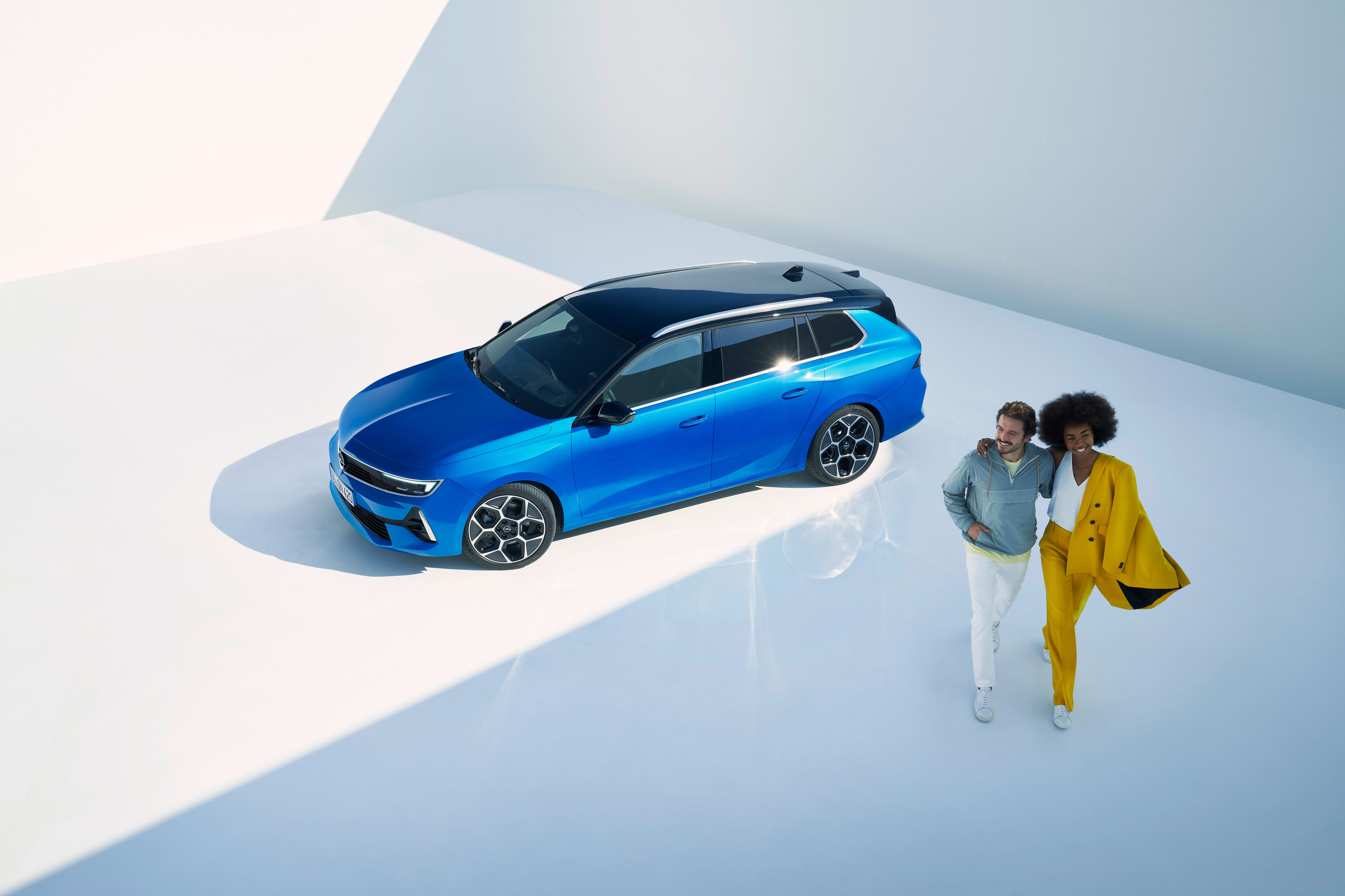 Opel Astra Sports Tourer 2022 vue de dessus profil