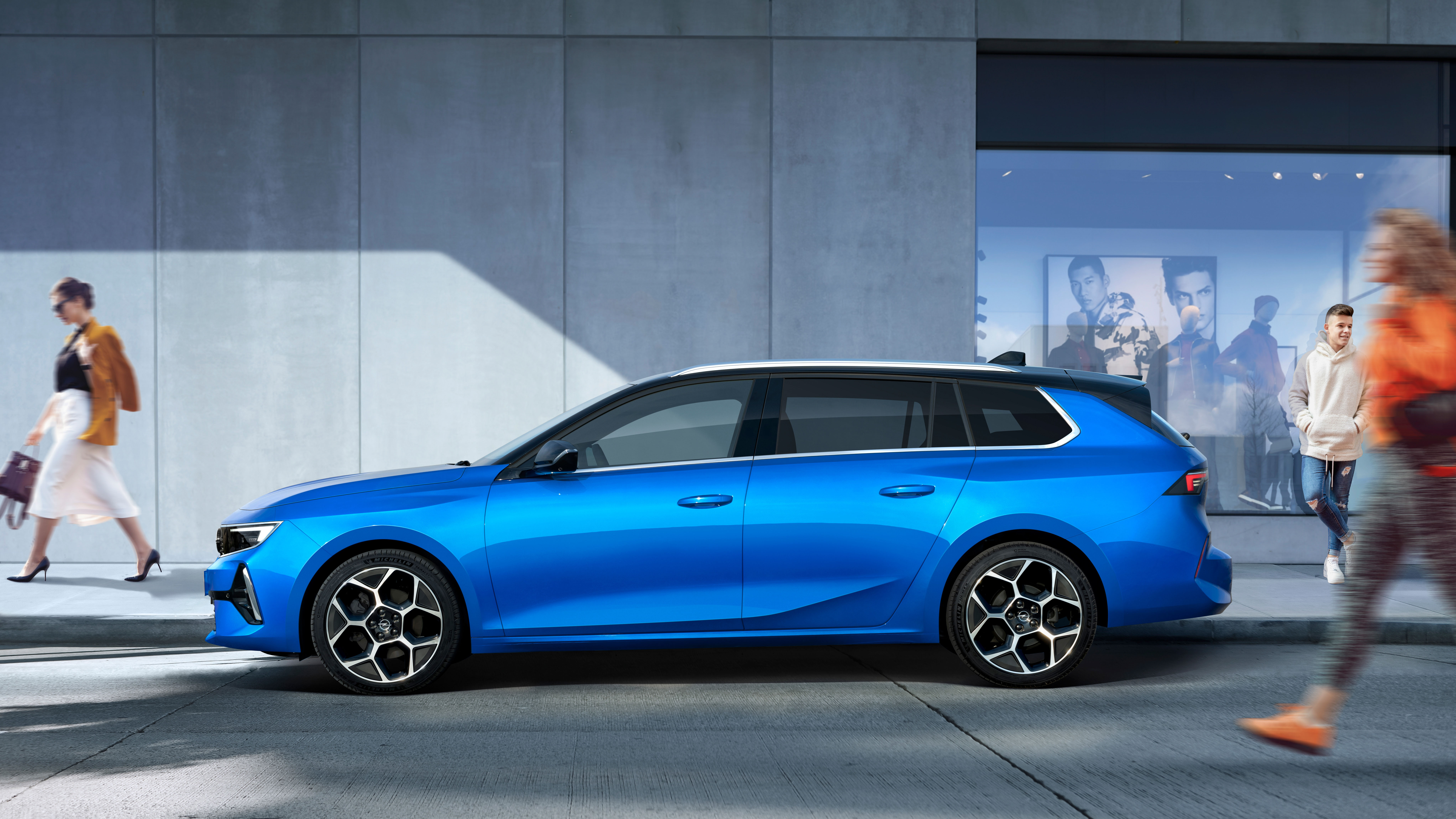 Opel Astra Sports Tourer 2022 vue de profil