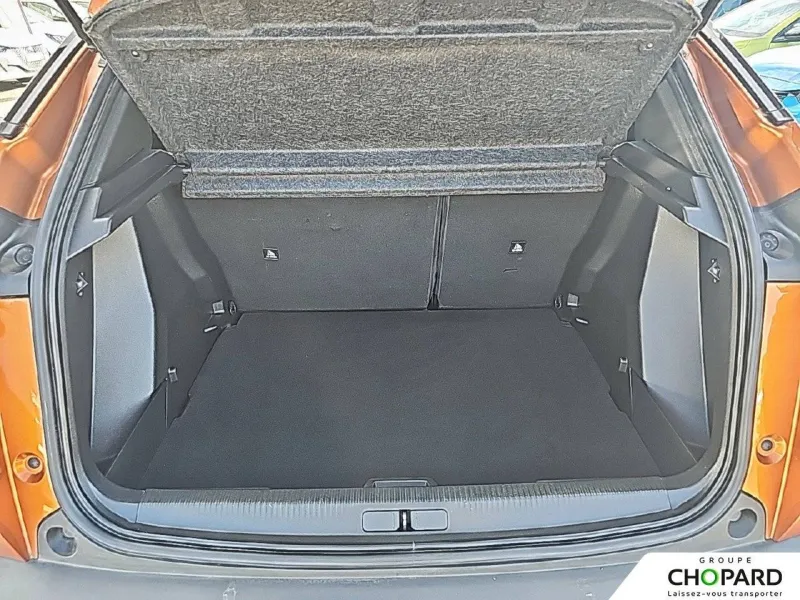 Image secondaire du véhicule 9