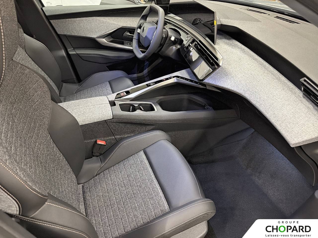 Image secondaire du véhicule 10